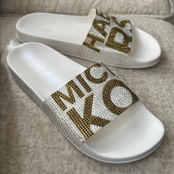 MICHAEL Michael Kors White and Gold Sandals - Picture 9 of 11